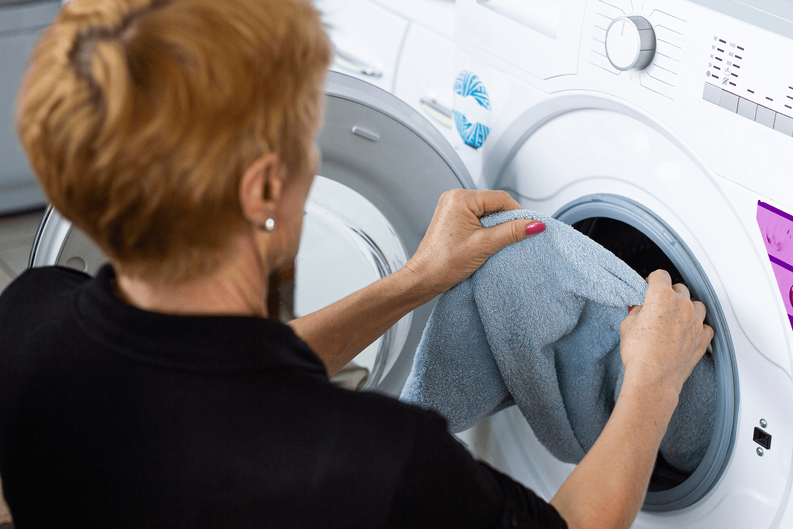 home-laundry-house-cleaning-2022-11-09-18-02-44-utc
